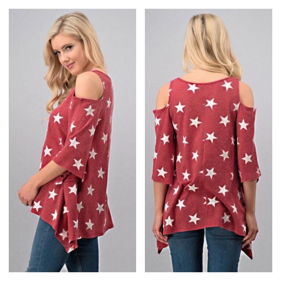 Cold shoulder Star Print Top - Picture 2 of 2